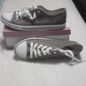 OT Revolution sneakers